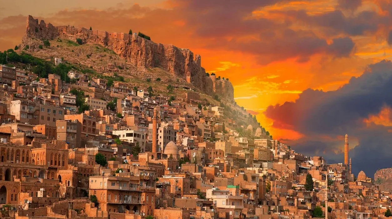 Mardin Yeşilli'de 461m2 Müstakil Tapu