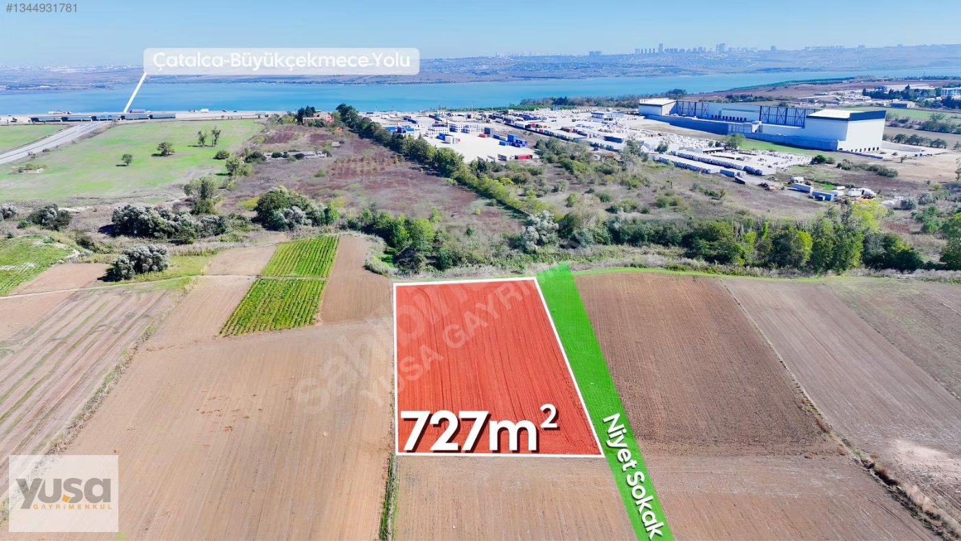 Muratbey'de İmarplanı içerisinde 727m2